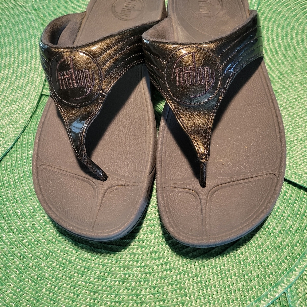 Fotflop flioflops - Pewter and gray - Size 9 - Gently worn